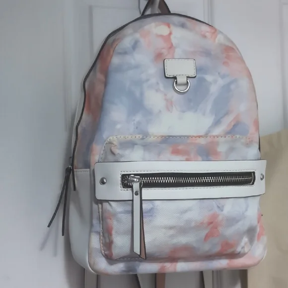 Small Backpack - Picture 1 of 2